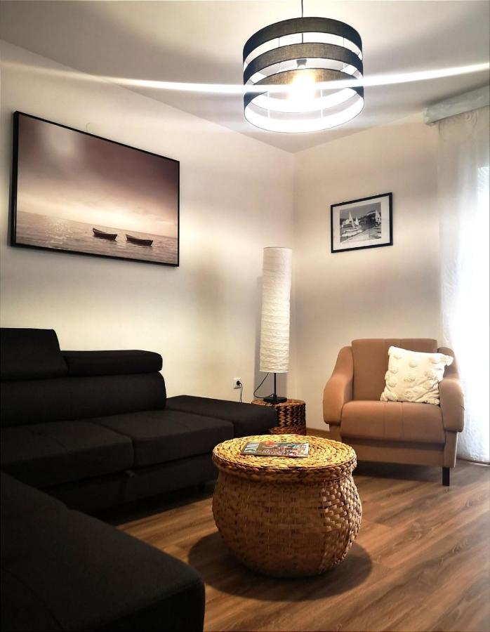 Apartments By The Sea Selce, Crikvenica - 16375 Exteriér fotografie