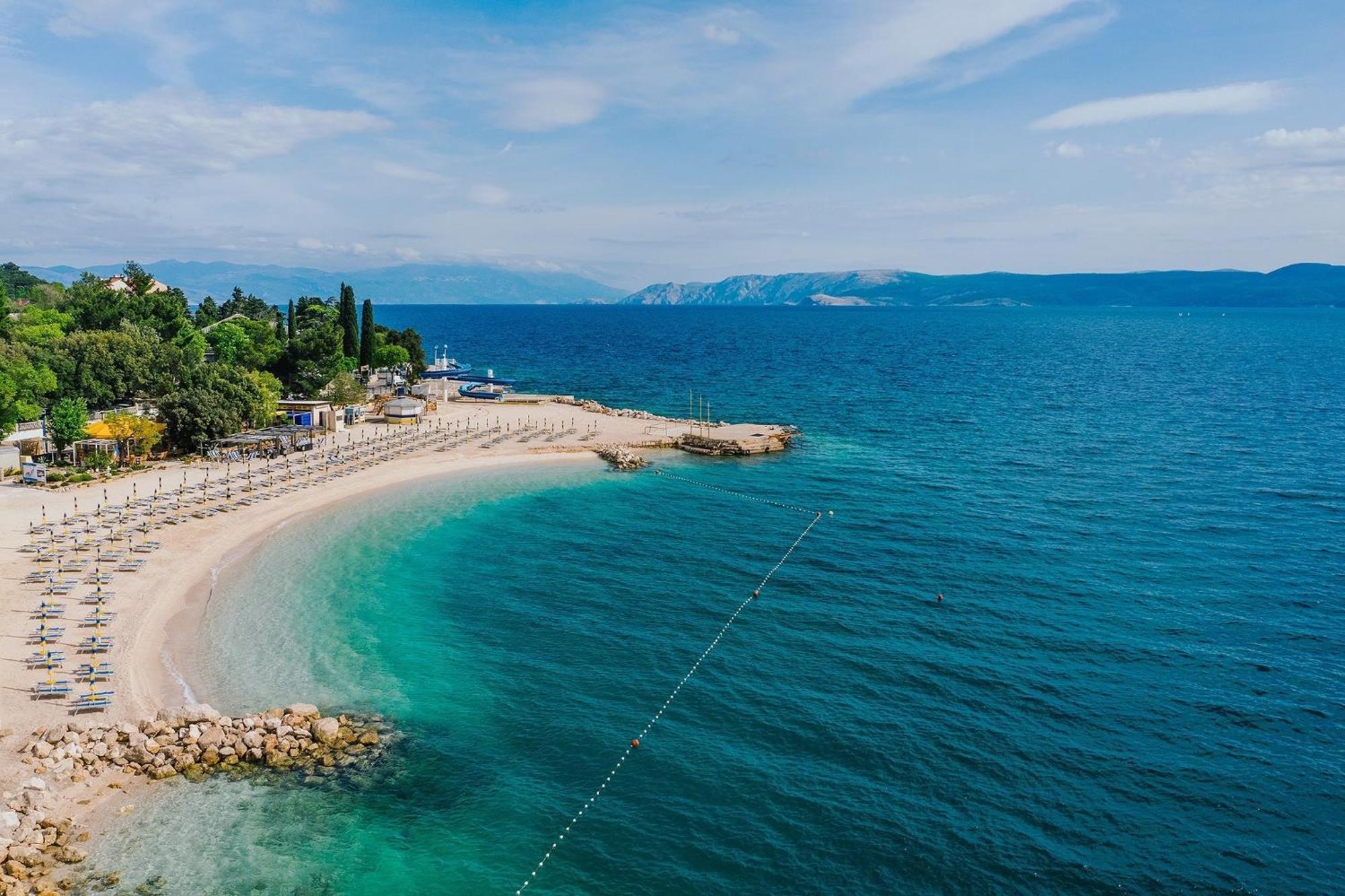 Apartments By The Sea Selce, Crikvenica - 16375 Exteriér fotografie